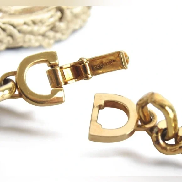 DIOR Signature Logo Chain Necklace 😍❤️